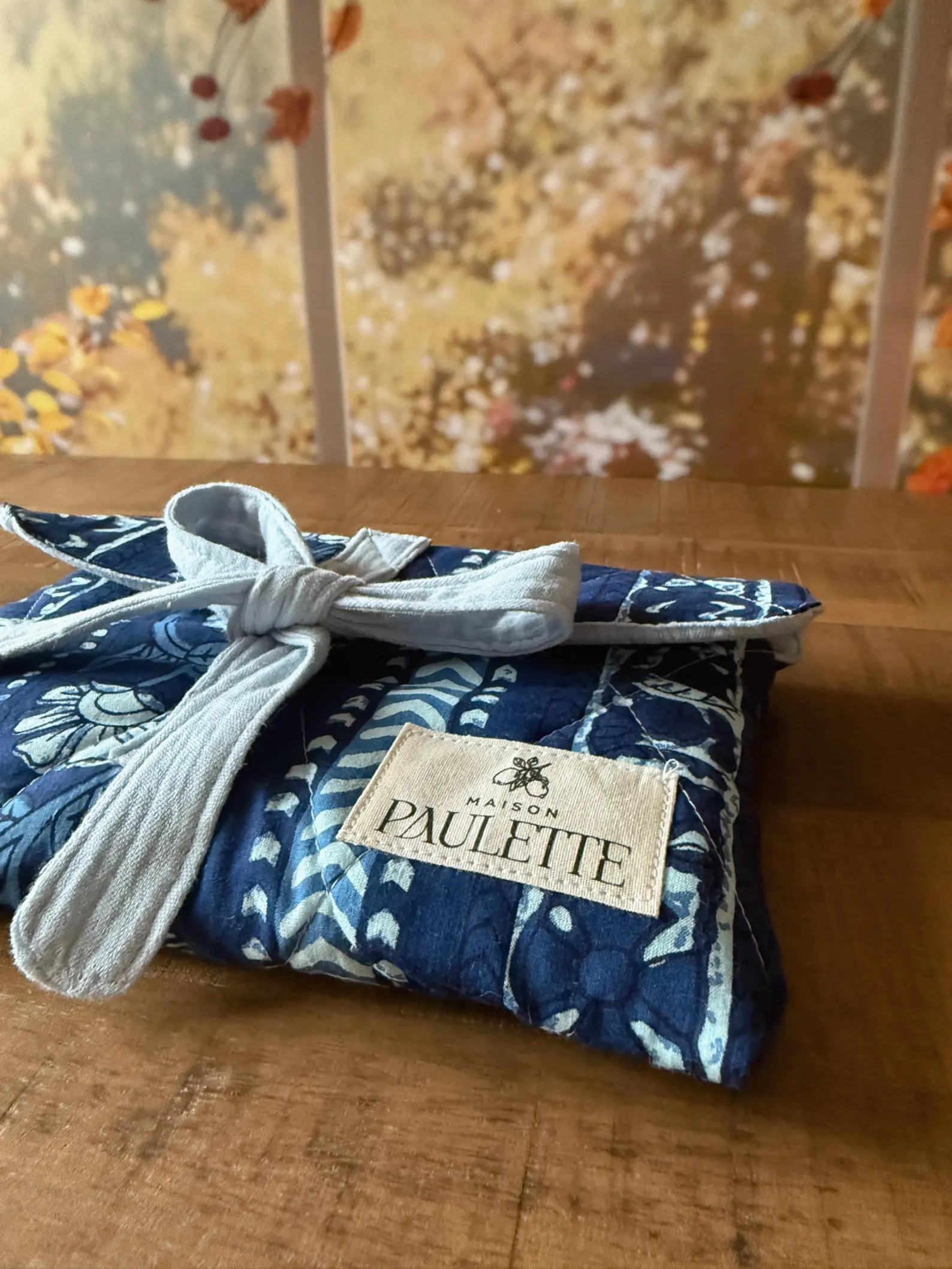 Pochette de livre en coton indien bleu matelassé – Image 2