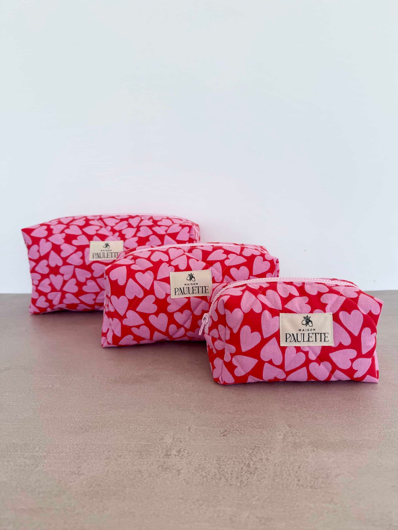 Trousse Saint Valentin en coton rose à cœurs