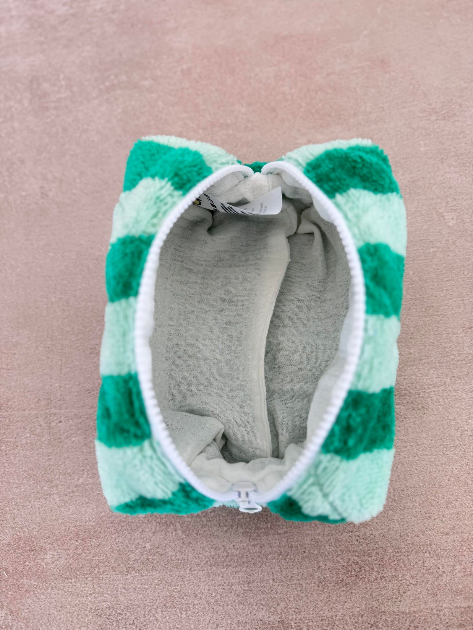 Trousse de toilette en éponge bambou rayures vertes – Image 2