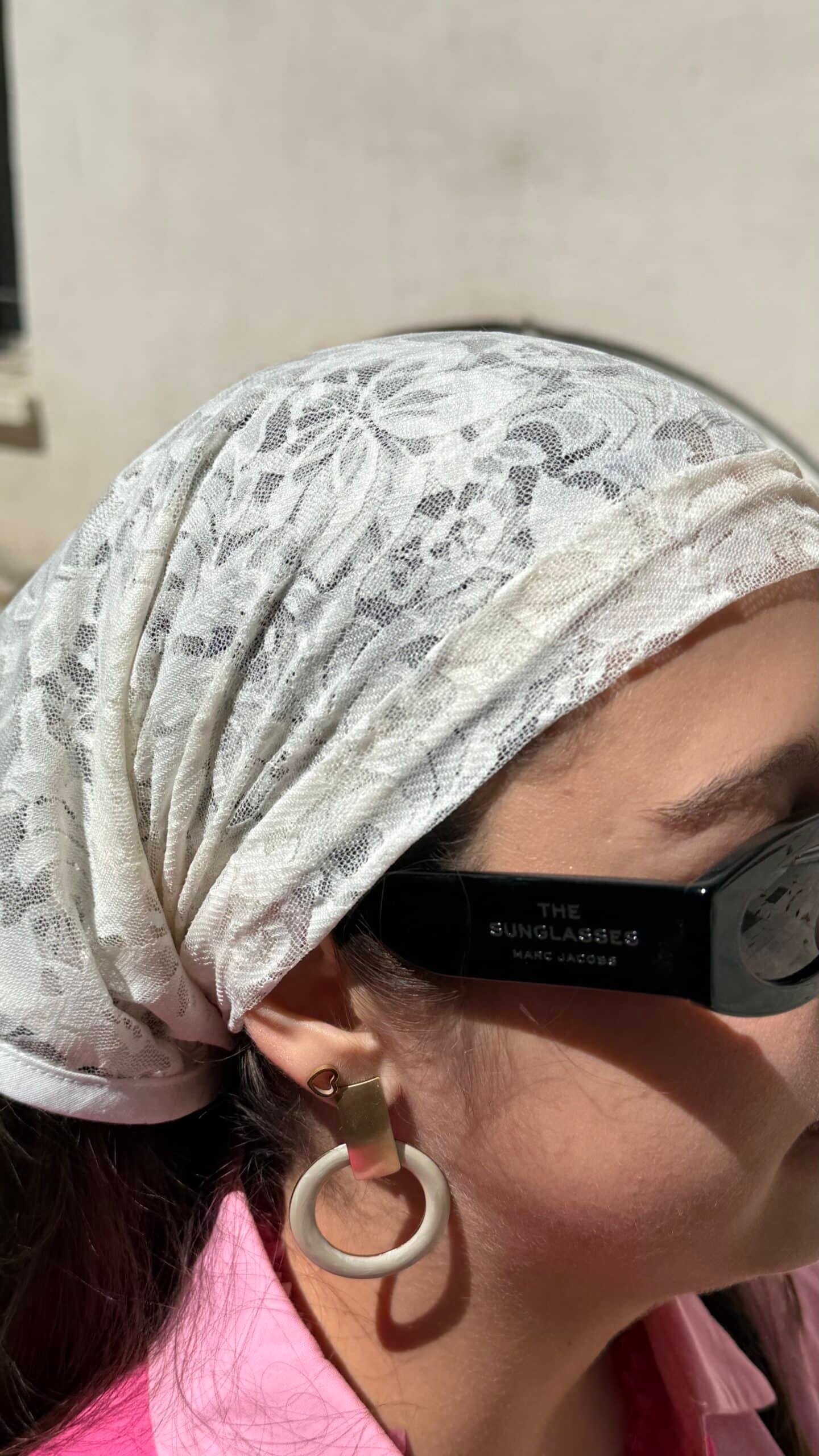 Foulard blanc en dentelle – Image 2